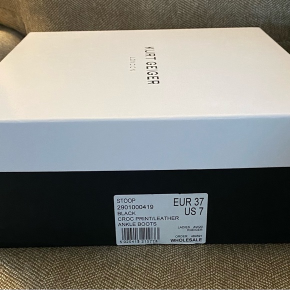 BRAND NEW Kurt Geiger size 7 Rainbow Rhinestones Combat Boots - Picture 2 of 5